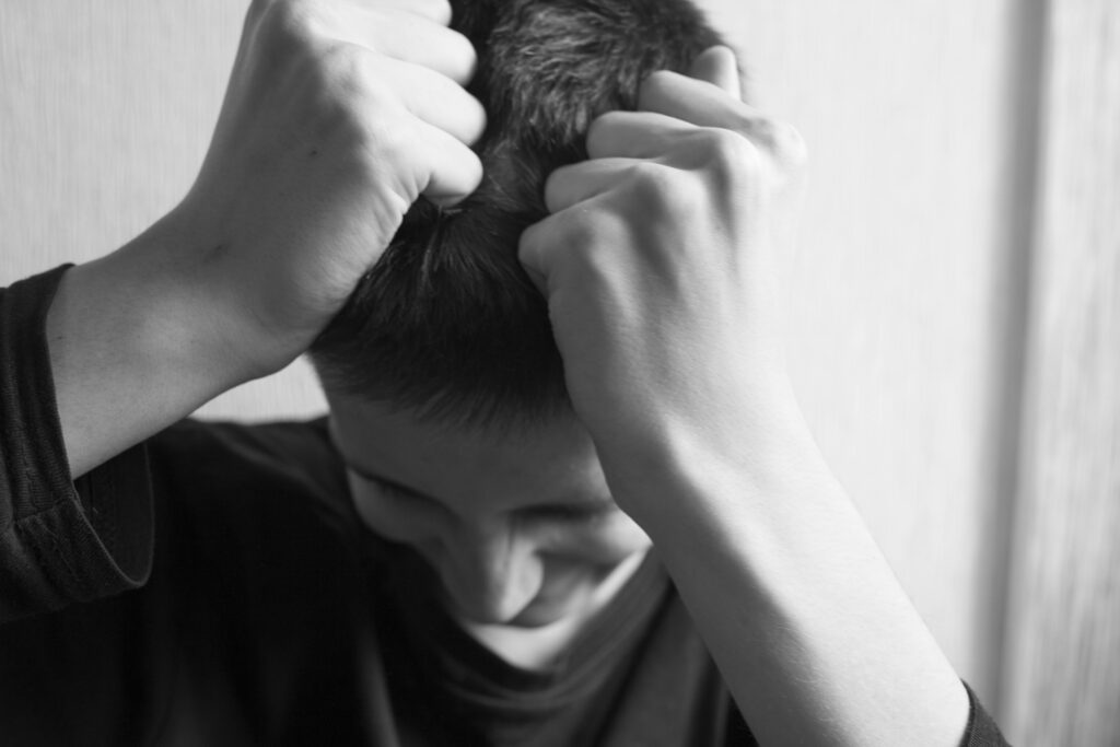 lękowy styl przywiązania